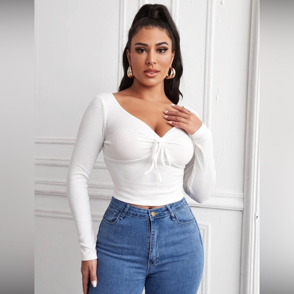 Ruched Knot Front Rib-Knit Crop Tee